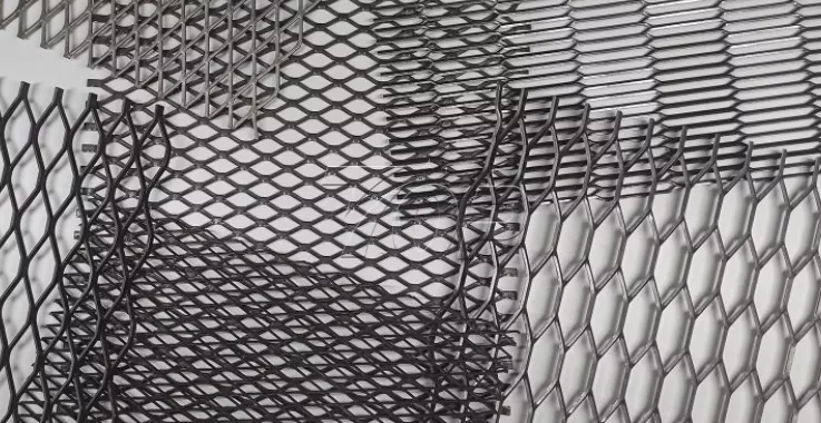 Diamond Shaped Wire Mesh Fence Solar System